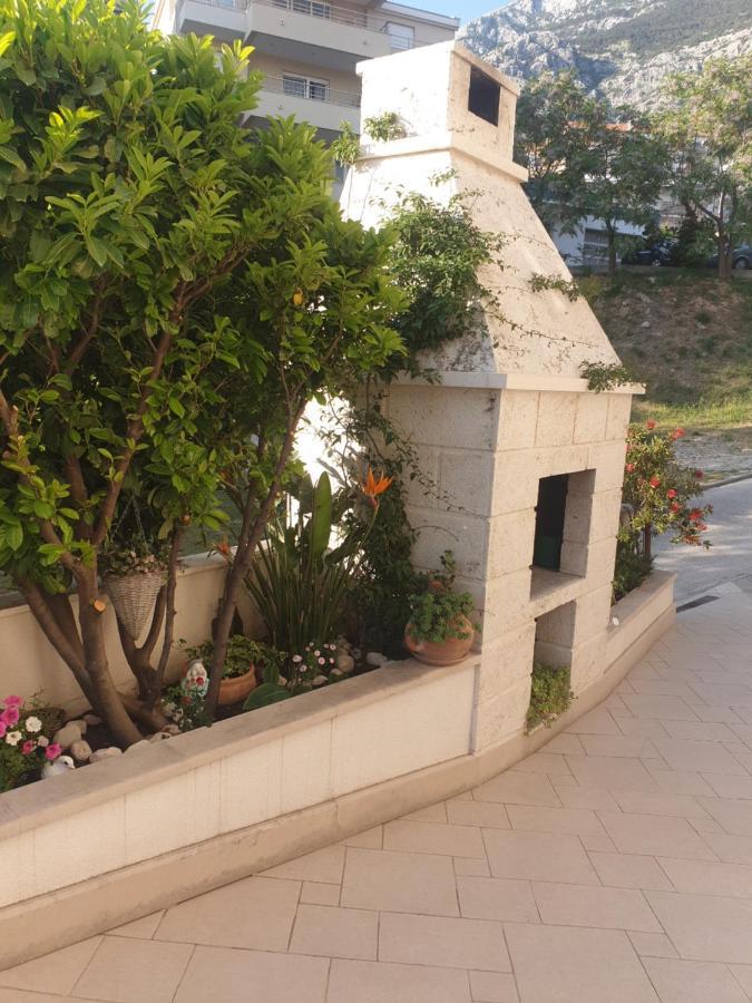 Villa Vujcic Makarska Exterior foto